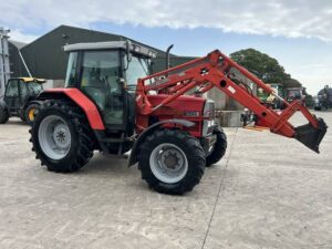 Massey Ferguson 6150